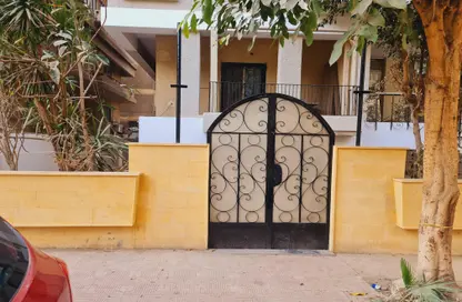 شقة - 4 غرف نوم - 3 حمامات للبيع في شارع ابراهيم سالم - ارض الجولف - مصر الجديدة - القاهرة