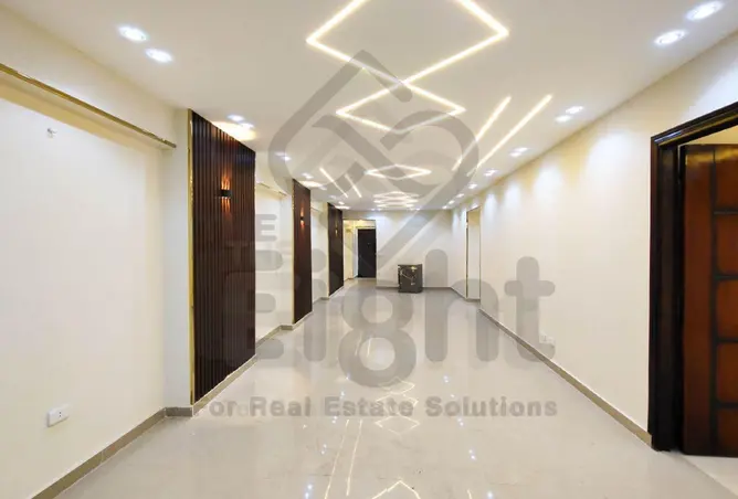 102626198 - Property Image 2