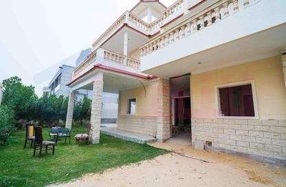 Villa - 6 Bedrooms - 4 Bathrooms for sale in King Mariout - Hay Al Amereyah - Alexandria