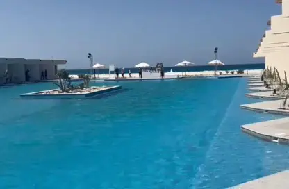 شاليه - 3 غرف نوم - 2 حمامات للبيع في دايركشن وايت - راس الحكمة - الساحل الشمالي