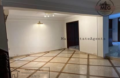 Villa - 3 Bedrooms - 3 Bathrooms for rent in Street 13 - Maadi - Hay El Maadi - Cairo