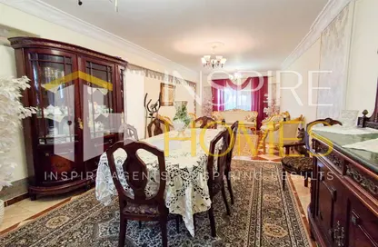 Apartment - 3 Bedrooms - 2 Bathrooms for sale in Ahmed Basha Turk St. - Fleming - Hay Sharq - Alexandria
