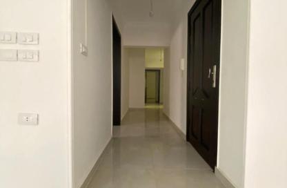 Apartment - 3 Bedrooms - 2 Bathrooms for rent in Mohamed Metwally Al Shaarawy St. - 10th Zone - Nasr City - Cairo