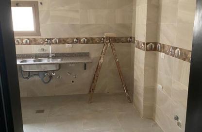 Apartment - 3 Bedrooms - 2 Bathrooms for rent in Mohamed Metwally Al Shaarawy St. - 10th Zone - Nasr City - Cairo