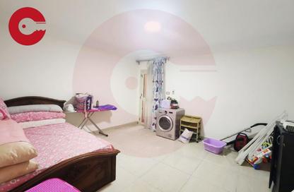 Apartment - 3 Bedrooms - 1 Bathroom for sale in Iskandar Ibrahim St. - Miami - Hay Awal El Montazah - Alexandria