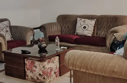 شقة - 2 غرف نوم - 2 حمامات للايجار في شارع شاهين - العجوزة - الجيزة