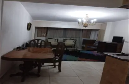 شقة - 2 غرف نوم - 1 حمام للايجار في الحي الثالث عشر - الشيخ زايد - الجيزة