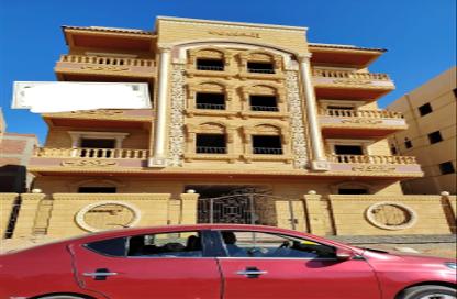 Roof - 3 Bedrooms - 2 Bathrooms for sale in El Motamayez District - Badr City - Cairo