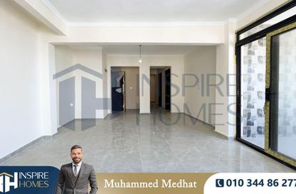 Apartment - 3 Bedrooms - 2 Bathrooms for sale in Miami - Hay Awal El Montazah - Alexandria