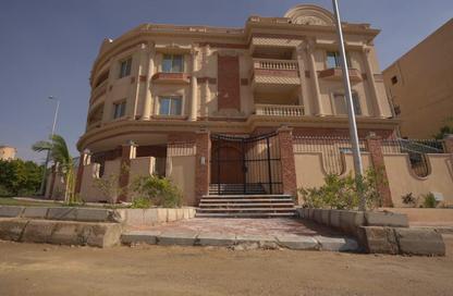 Apartment - 3 Bedrooms - 2 Bathrooms for sale in Suleiman Al Halabi St. - El Banafseg 11 - El Banafseg - New Cairo City - Cairo