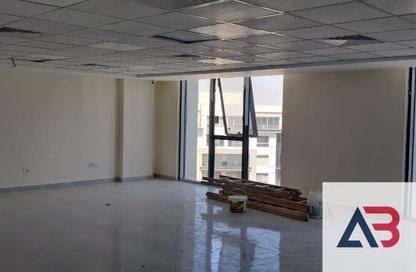 Office Space - Studio - 1 for rent in Garden Residence - Hyde Park - New Cairo City - Cairo