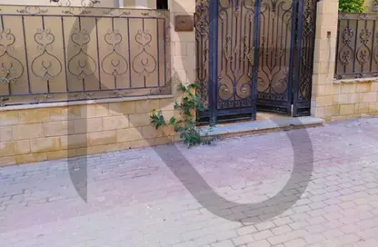 Apartment - 3 Bedrooms - 2 Bathrooms for sale in 3rd District - Sheikh Zayed City - Giza