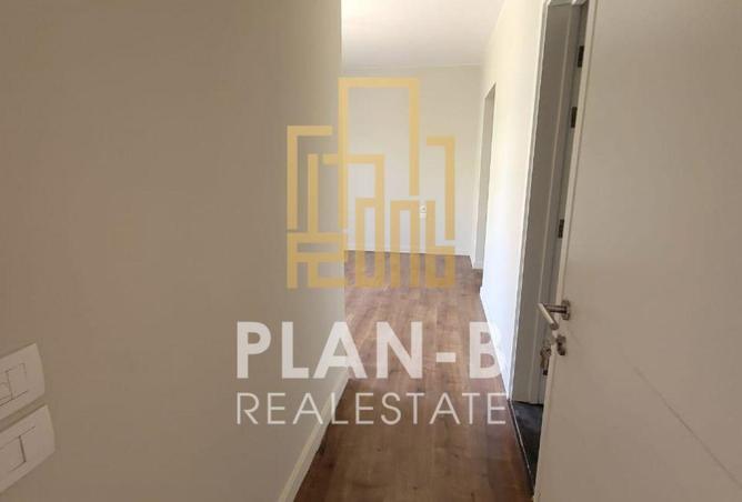 69304863 - صورة العقار 3