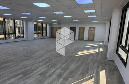 Office Space - 4 Bedrooms - 2 Bathrooms for rent in One Ninety Mall - South Teseen St. - The 5th Settlement - New Cairo City - Cairo