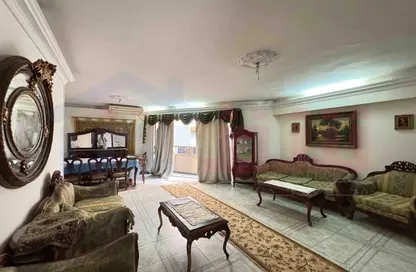 Apartment - 3 Bedrooms - 1 Bathroom for sale in 14th of May Bridge - Smouha - Hay Sharq - Alexandria