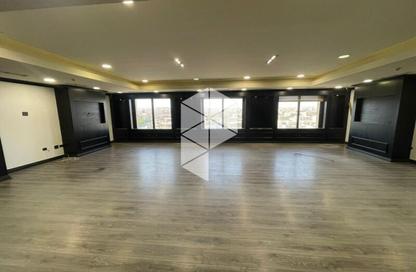 Office Space - Studio - 2 Bathrooms for rent in V90 - North Teseen St. - The 5th Settlement - New Cairo City - Cairo