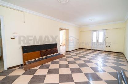 Apartment - 3 Bedrooms - 2 Bathrooms for sale in Sidi Beshr - Hay Awal El Montazah - Alexandria