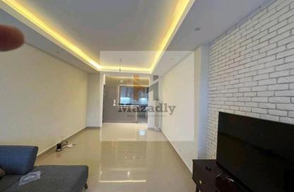Apartment - 3 Bedrooms - 2 Bathrooms for sale in The Address East - 90 Street - The 5th Settlement - New Cairo City - Cairo