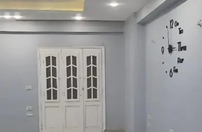 Apartment - 4 Bedrooms - 2 Bathrooms for rent in Al Narges 3 - Al Narges - New Cairo City - Cairo