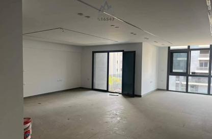 Duplex - 3 Bedrooms - 2 Bathrooms for sale in Sun Capital - Fayoum Desert road - 6 October City - Giza