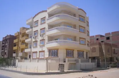 Whole Building - Studio for sale in Degla Palms - Al Wahat Road - 6 October City - Giza