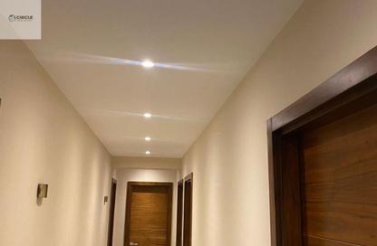 Apartment - 4 Bedrooms - 5 Bathrooms for sale in Lake View Residence - 5th Settlement Compounds - The 5th Settlement - New Cairo City - Cairo