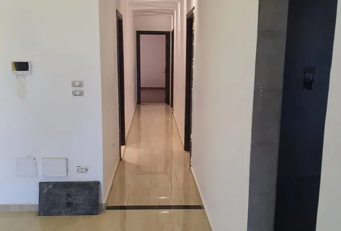 102080114 - Property Image 2
