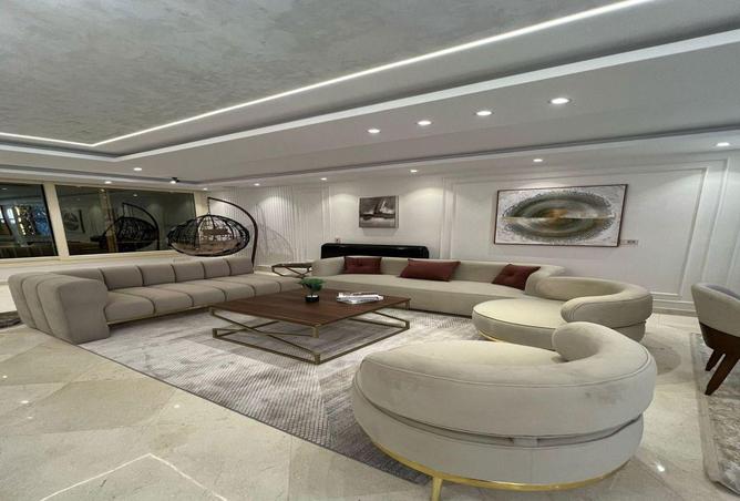 69832643 - Property Main Image