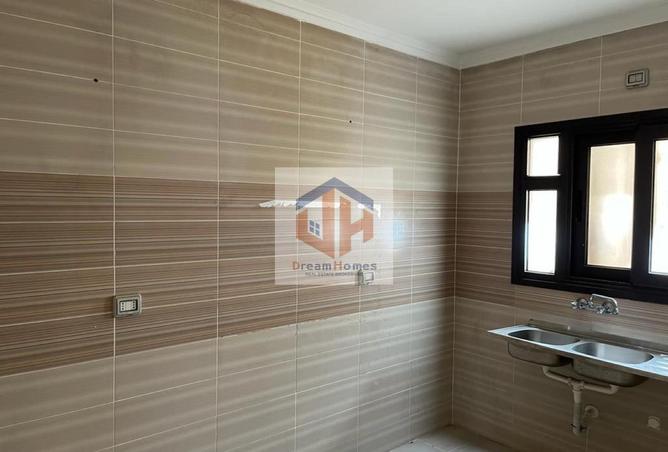 8703949 - Property Image 2