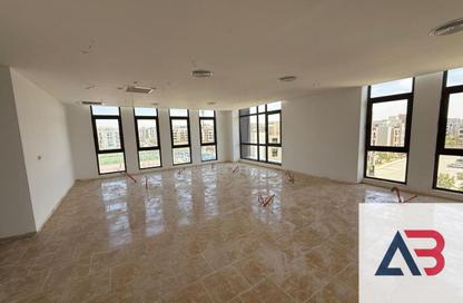 Whole Building - Studio - 4 for rent in District 5 - 5th Settlement Compounds - The 5th Settlement - New Cairo City - Cairo