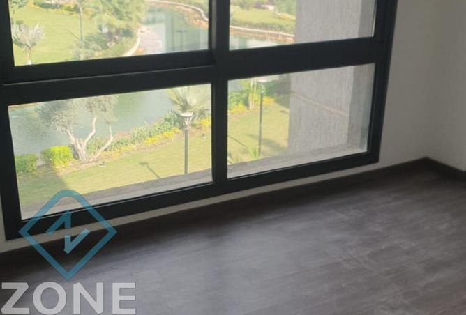 8644980 - Property Image 3