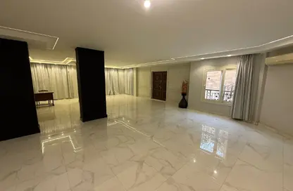 Villa - 6 Bedrooms - 7 Bathrooms for rent in Yasmine District - 14th District - Sheikh Zayed City - Giza
