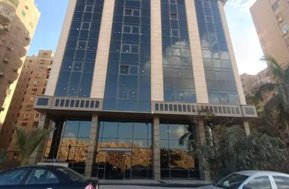 مساحات مكتبية - استوديو - 4 حمامات للايجار في شارع الخمسين - زهراء المعادي - حي المعادي - القاهرة