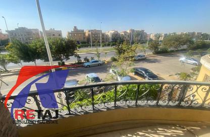 Apartment - 3 Bedrooms - 2 Bathrooms for rent in Abdel Halim Hafez St. - El Banafseg 8 - El Banafseg - New Cairo City - Cairo