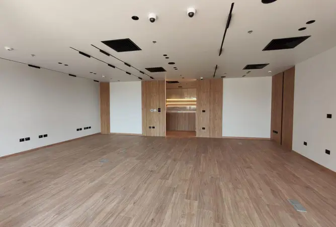 77330739 - Property Image 3