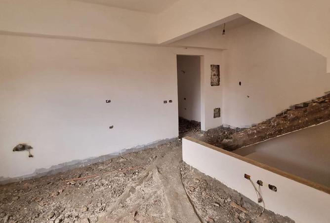 91005670 - Property Image 2