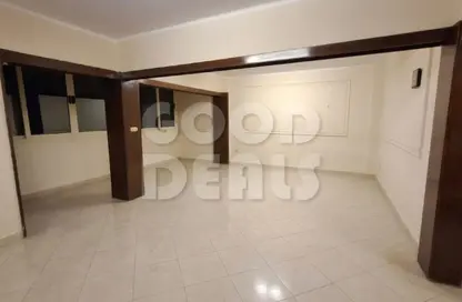 شقة - 2 غرف نوم - 1 حمام للبيع في شارع عبد العزيز فهمي - ميدان تريومف - النزهة - القاهرة