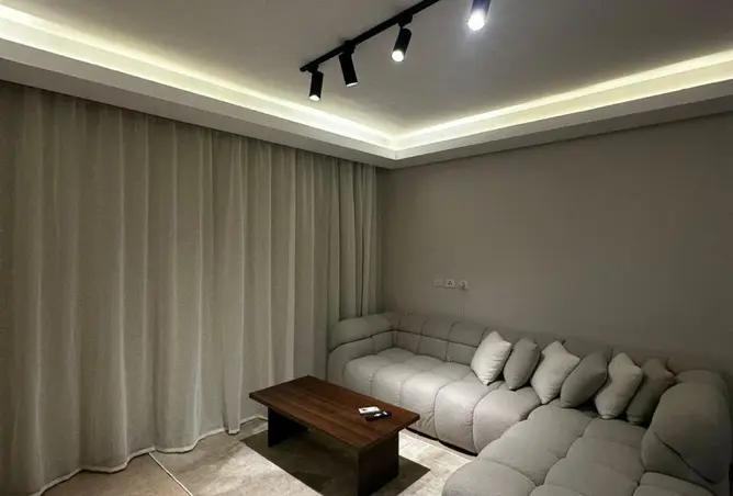 98001557 - Property Image 2