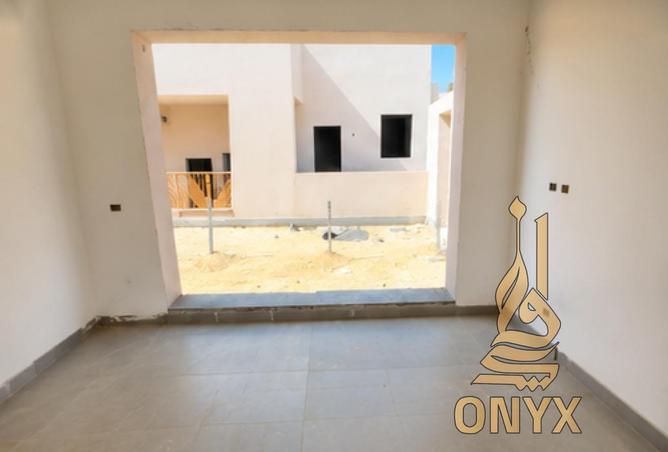 102631812 - Property Image 3