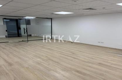 Office Space - Studio - 1 Bathroom for rent in Hyde Park Business District Mall - South Teseen St. - The 5th Settlement - New Cairo City - Cairo