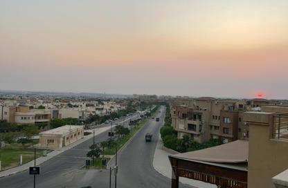 شقة - 3 غرف نوم - 2 حمامات للايجار في بيفرلي هيلز - كمبوندات الشيخ زايد - الشيخ زايد - الجيزة