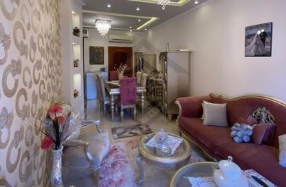 Apartment - 3 Bedrooms - 1 Bathroom for sale in Port Said St. - Cleopatra - Hay Sharq - Alexandria