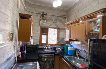 Apartment - 3 Bedrooms - 1 Bathroom for sale in Port Said St. - Cleopatra - Hay Sharq - Alexandria