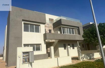 Villa - 5 - 4 for sale in Garden Residence - Hyde Park - New Cairo City - Cairo