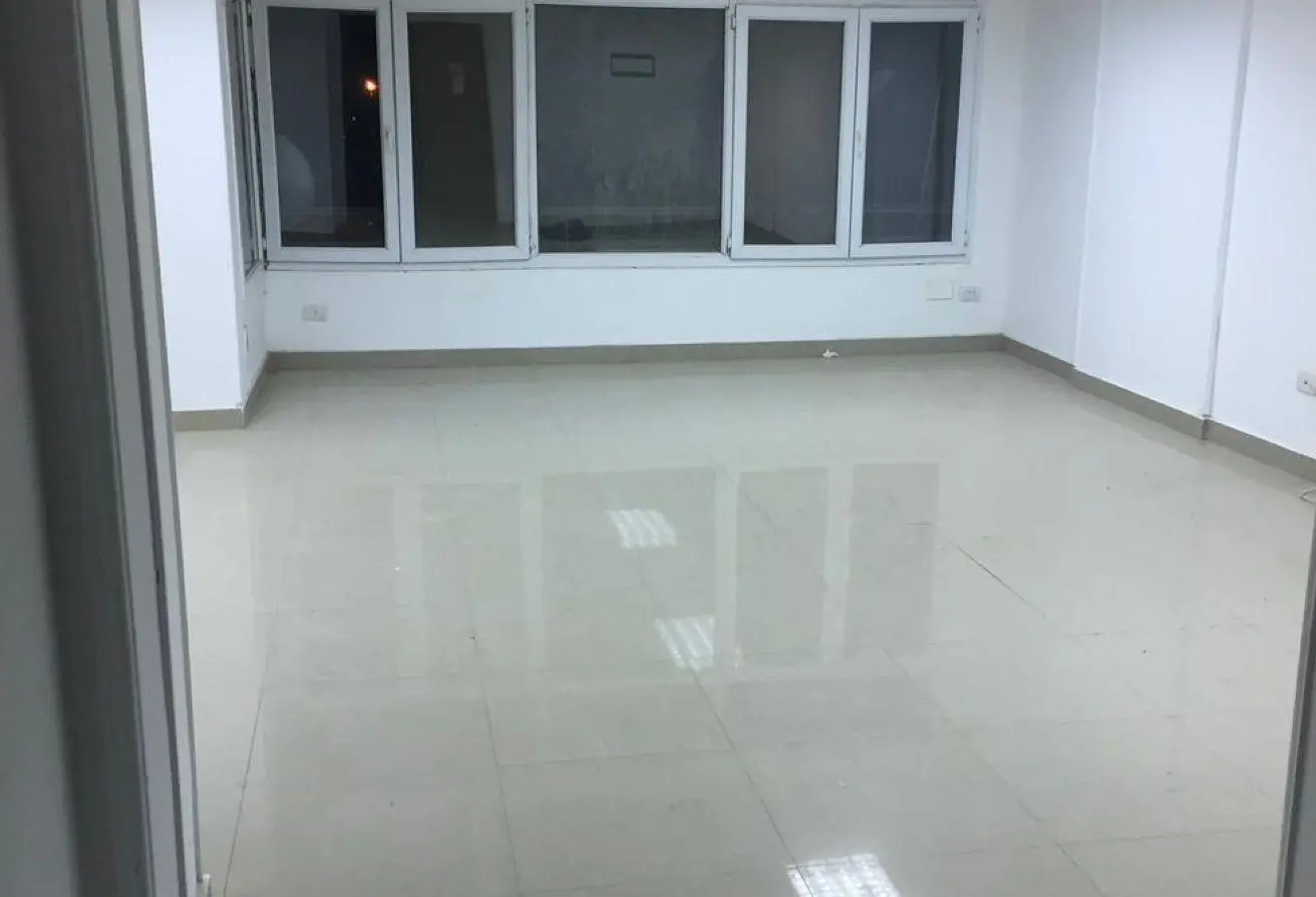 90989543 - Property Main Image