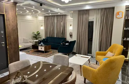 Apartment - 3 Bedrooms - 2 Bathrooms for rent in Al Gezira St. - South Investors Area - New Cairo City - Cairo