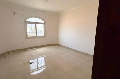Office Space - Studio - 2 Bathrooms for rent in Wasef Ghaly Basha St. - Al Narges 4 - Al Narges - New Cairo City - Cairo