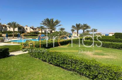 Chalet - 2 Bedrooms - 2 Bathrooms for sale in La Vista Gardens - La Vista - Al Ain Al Sokhna - Suez
