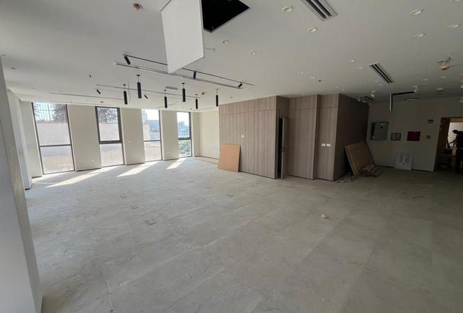 74042374 - Property Main Image