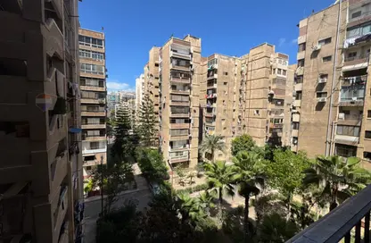شقة - 2 غرف نوم - 1 حمام للبيع في ميدان سموحة - سموحة - حي شرق - الاسكندرية شقة - 2 غرف نوم - 1 حمام للبيع في ميدان سموحة - سموحة - حي شرق - الاسكندرية